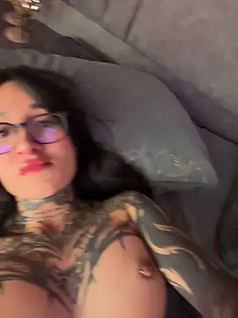 Suis_evangeline webcam