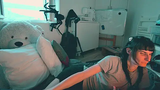 CeriseLapine webcam