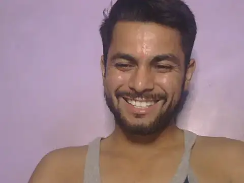 Stubborndesiboy webcam