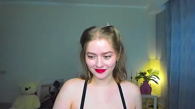AidaPerry webcam