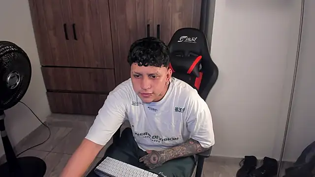 Jake_simons webcam