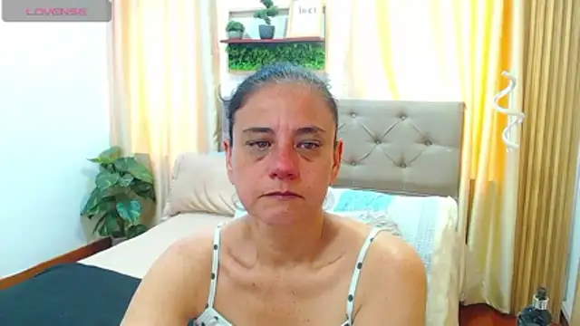 sasi_luna webcam