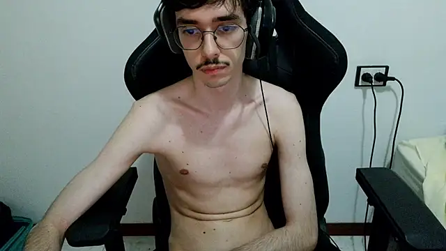 gabrielNovin17cm webcam