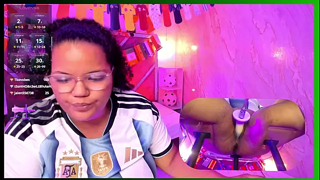 MhiaRey webcam