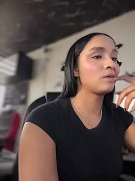 Isabella-Teen webcam