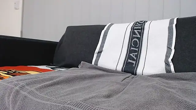 lilchristian@xh webcam