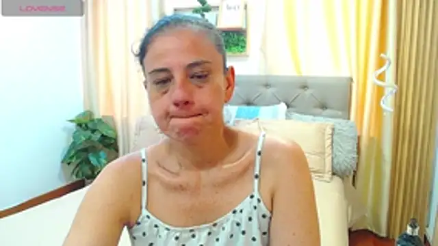 sasi_luna webcam