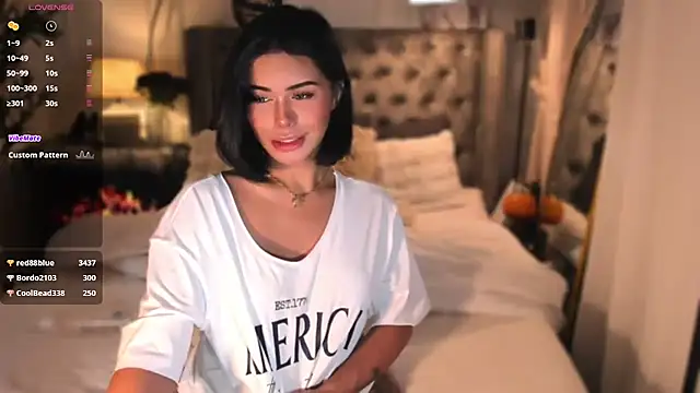 ParisianDoll webcam