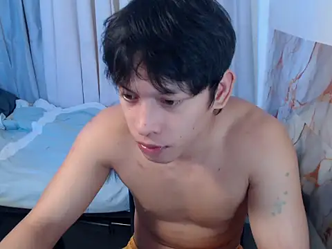 pinkcock_froi2305 (M young) - public cum show