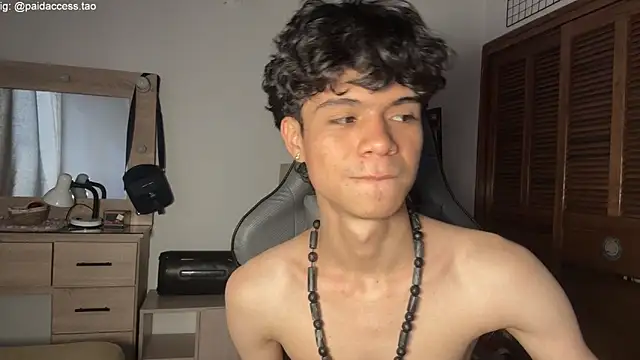 OopsAgain_ webcam