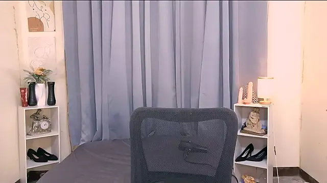 Mimi_Mckinley webcam