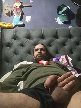 hairy_mannn webcam