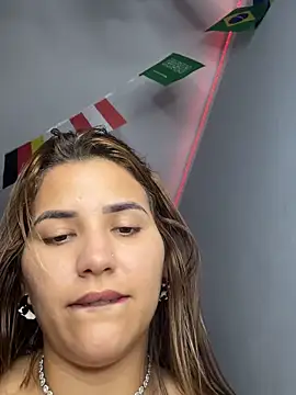 Banaramae - Couple webcam sex chat