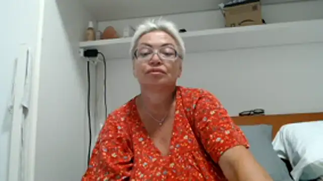 LindaL webcam