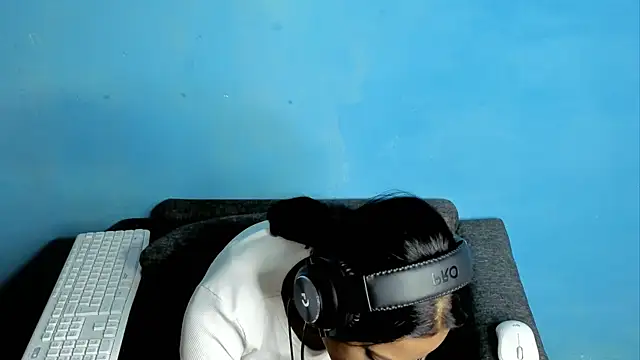 Eroticteasexoxox webcam