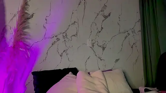 MarcellaGriffin webcam