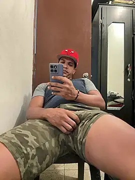 bigdick211292 webcam