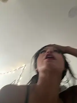 Kittybangerangbang webcam