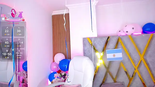 Figineette - Trans webcam sex chat