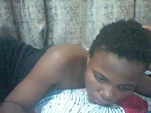 tina_2030 webcam