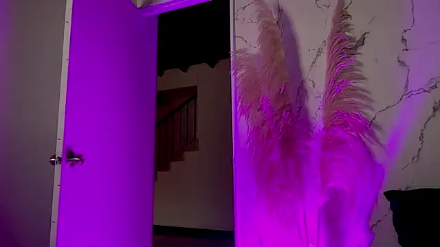MarcellaGriffin webcam