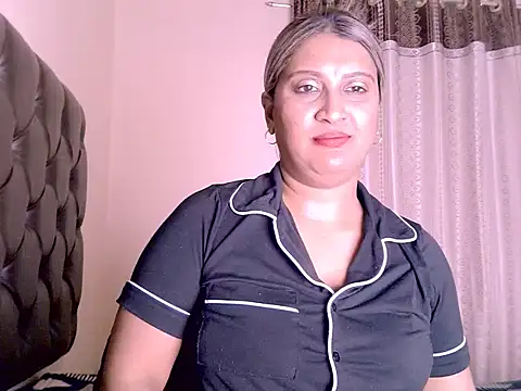 eroticbeauty37 webcam