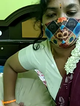 Tamil_Mithra webcam