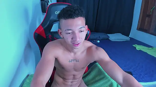 JuanchiT66 webcam