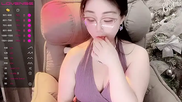 Monica-666888- webcam