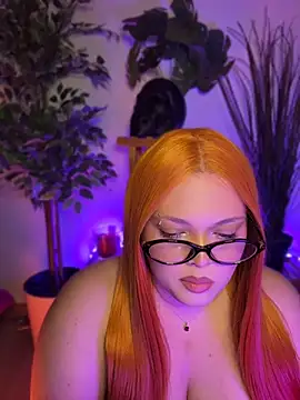 Luna-Bloom webcam