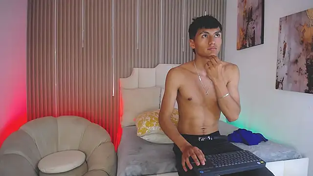 AdrianStark_ webcam