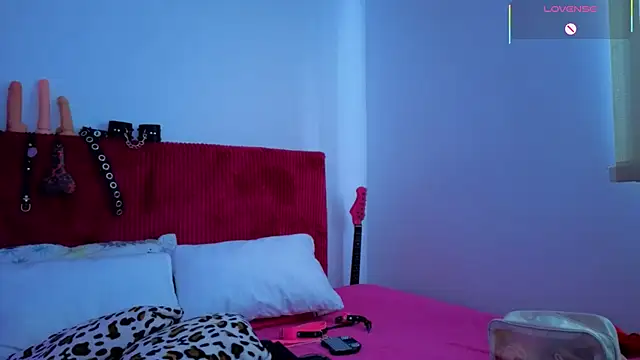 Miss_VeronicaW webcam