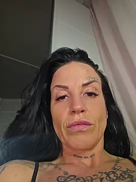 EmilyDiazofficial webcam
