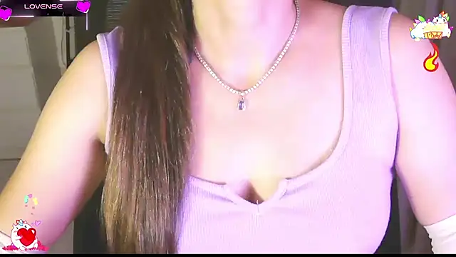 Layla_Ahh webcam