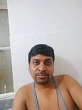Sexyhotsunny webcam