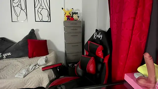 RubyPirsso18 webcam