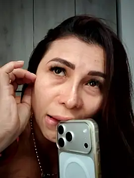 mia_mancinii webcam