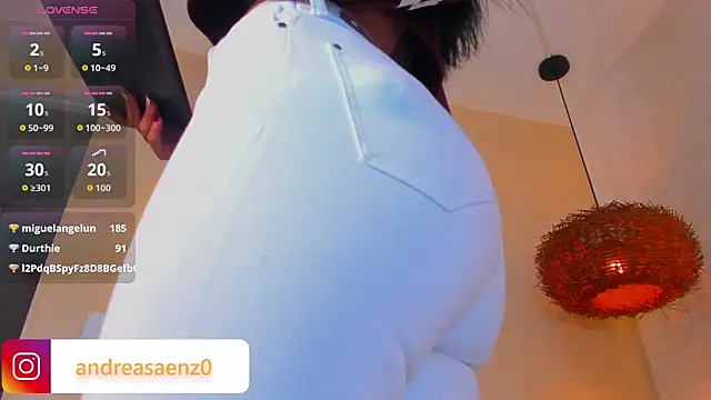 Qutal - Trans webcam sex chat