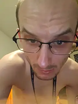 UpbeatXiphias webcam