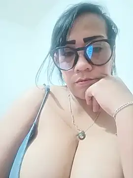 OliviaWilliamm webcam