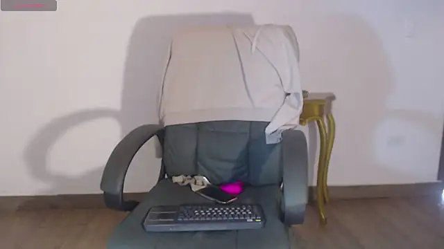 adaira31 webcam