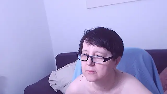 ChristaRose live cam on StripChat