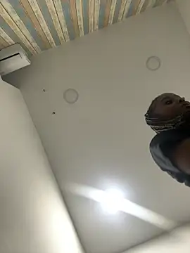 MichaelaCox webcam