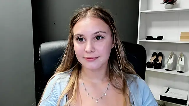 kitty_valeria webcam