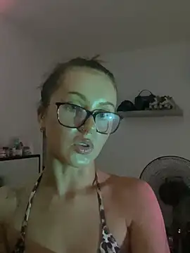 PoisonIvy_x webcam