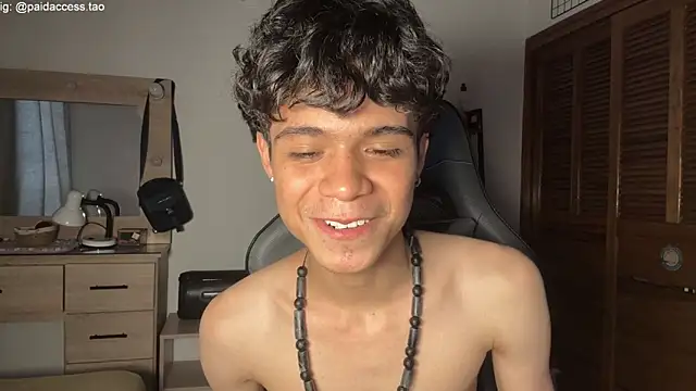 OopsAgain_ webcam