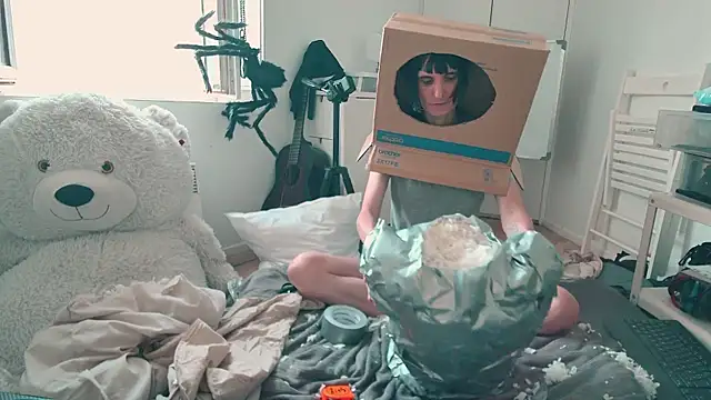 CeriseLapine webcam