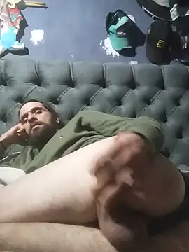 hairy_mannn live cam on StripChat