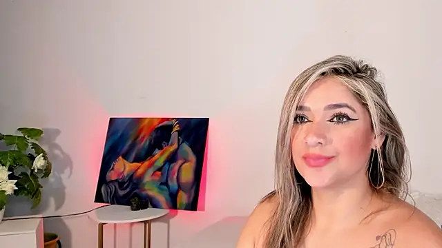 NicoleDiior webcam