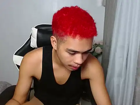 curlyasian_njxx